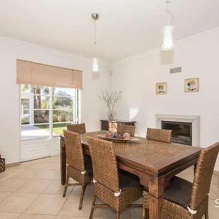 Quinta Yuccas By Algarve Holidays Villa *