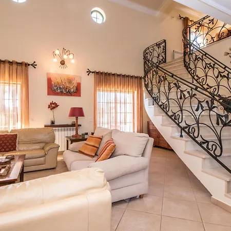 Villa Quinta Yuccas By Algarve Holidays